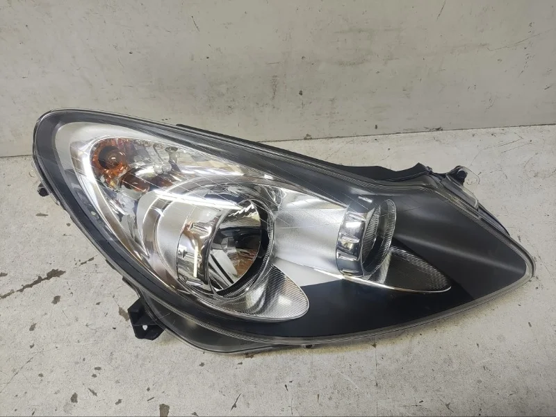 Фара Opel Corsa 2006-2014 D