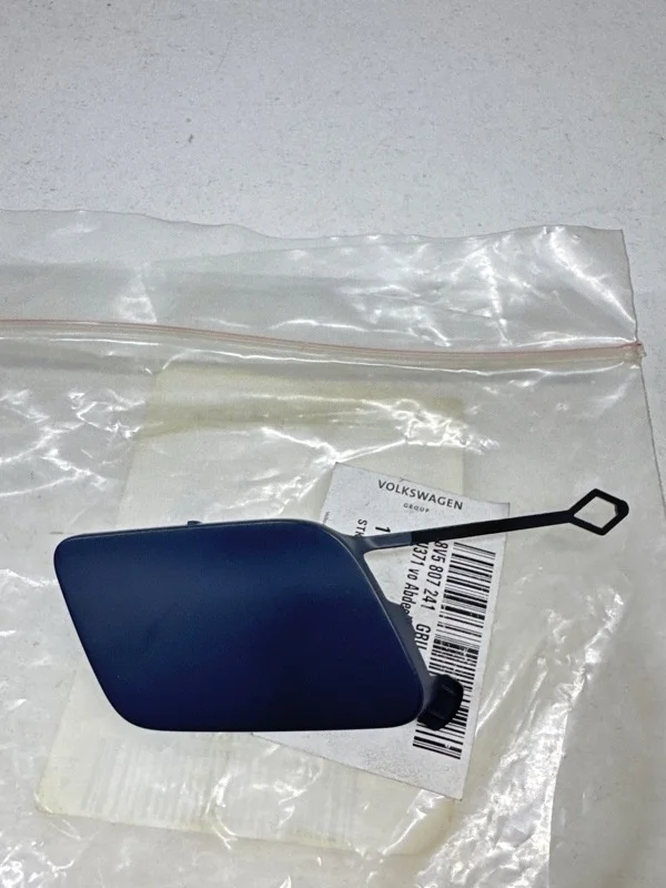 Заглушка бампера AUDI A3 2013-2016 8V