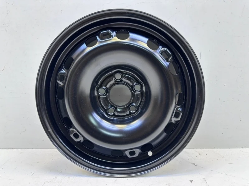 диск Volkswagen Polo 15 Литой       БУ