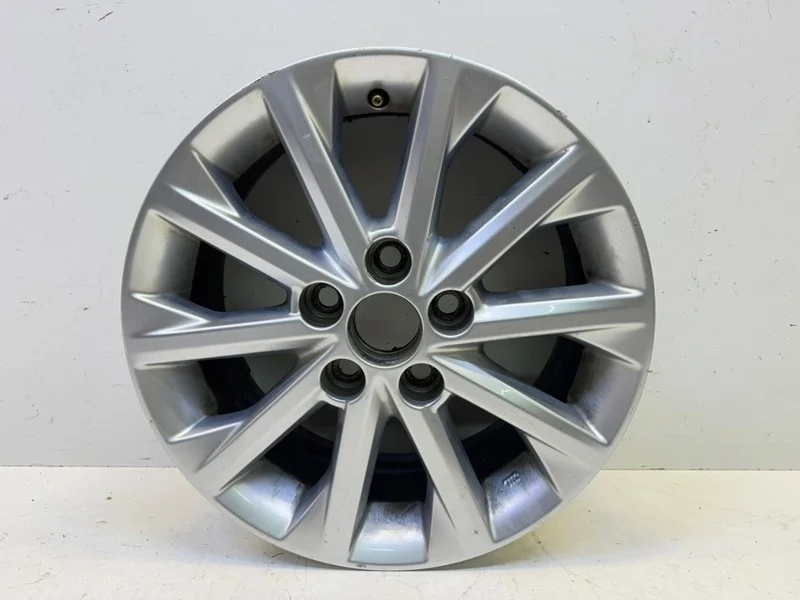 диск Toyota Camry V50 16 Литой       БУ