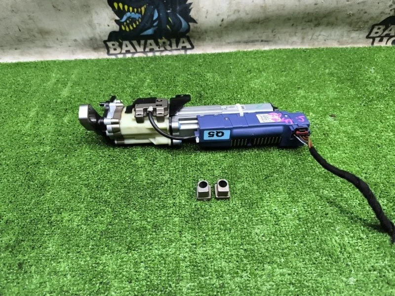 Амортизатор крышки багажника Audi Q5 2011 8R0827852B 8R CDN, правый