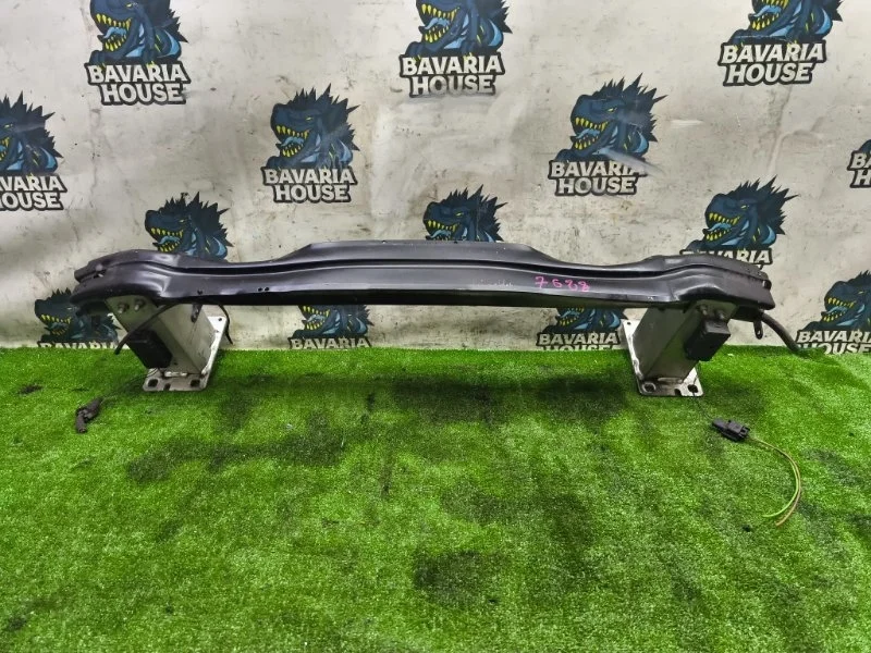 Усилитель переднего бампера Audi A5 2014 8K0807113F 8T CDNC