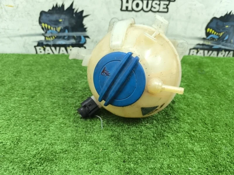 Бачок расширительный Audi A3 2009 1K0121407A 8P CDA