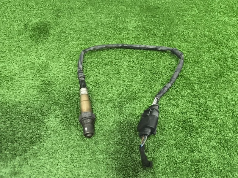 Датчик кислородный Audi A3 2009 06H906262A 8P CDA