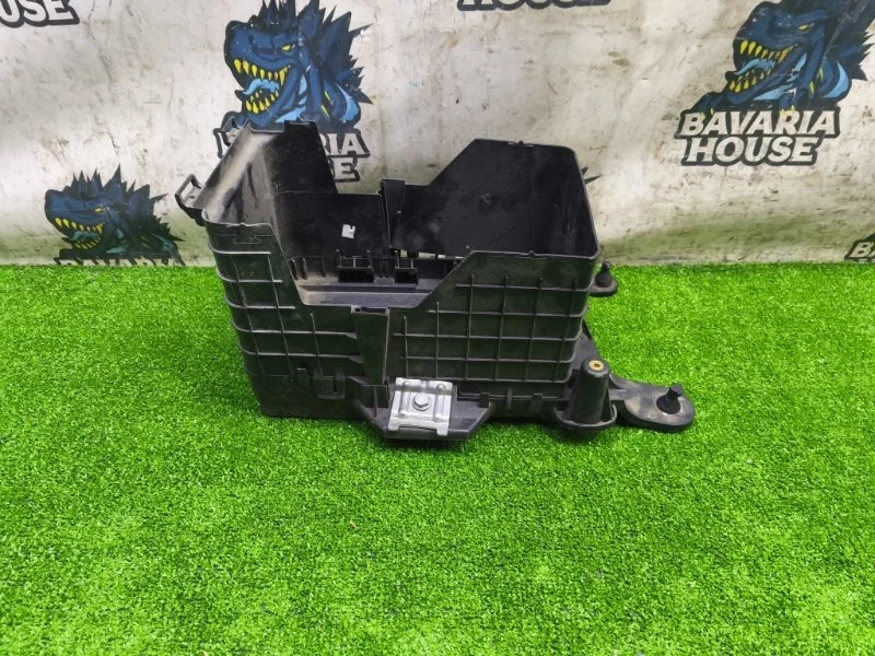 Крепление аккумулятора Volkswagen Passat 2012 1K0915333H B7 CAXA