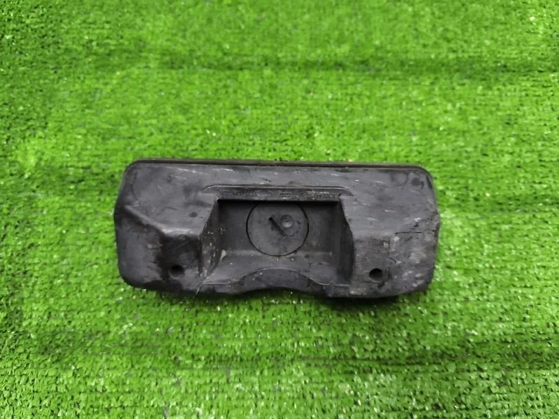 Поддомкратник Mercedes-Benz E-Class 2014 A0009986750 W212 274.920