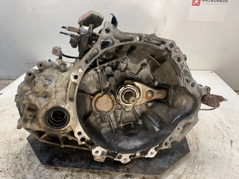 МКПП Toyota Auris 3034012020 1ZRFE