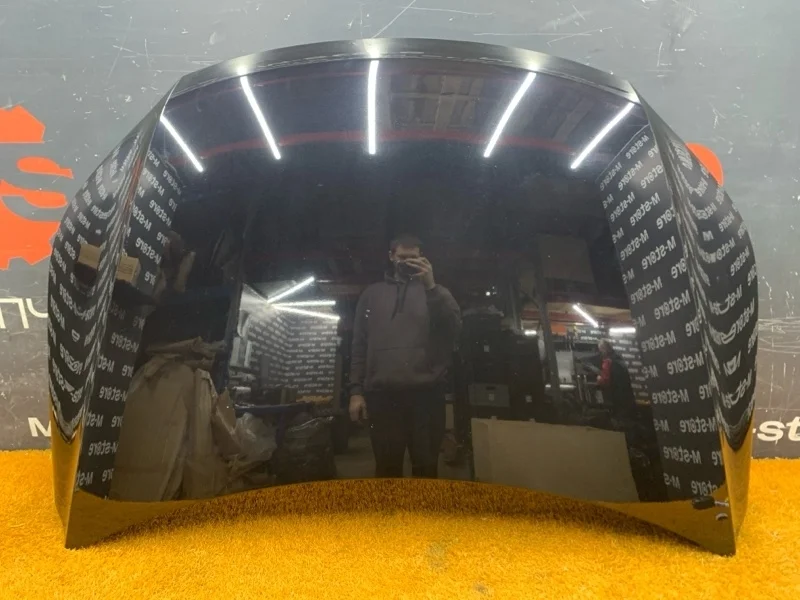 Капот Volkswagen Tiguan 2011 5N0823031D 5N CCZ