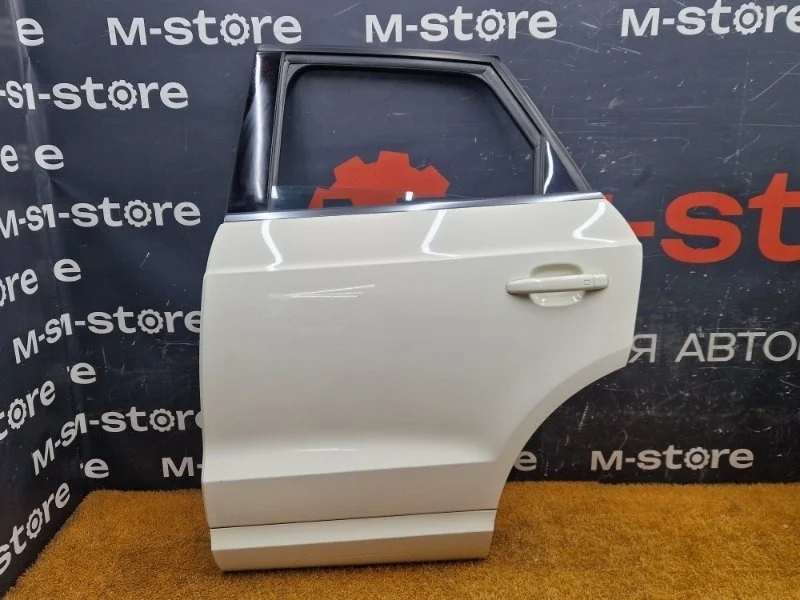 Дверь Audi Q3 2012 8U0833051 8U CPSA, задняя левая