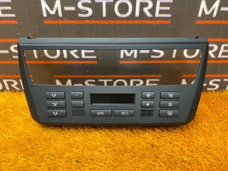 Блок управления климат-контролем Bmw X3 2006 64113426630 E83 M54B25 ( 256S5)