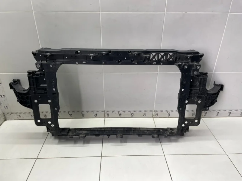 Панель передняя (Телевизор) Kia Seltos SP2