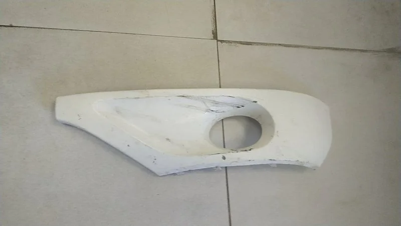 Рамка противотуманной фары левая Volkswagen