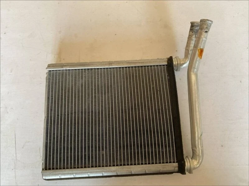 Радиатор отопителя Toyota Avensis 3 2009