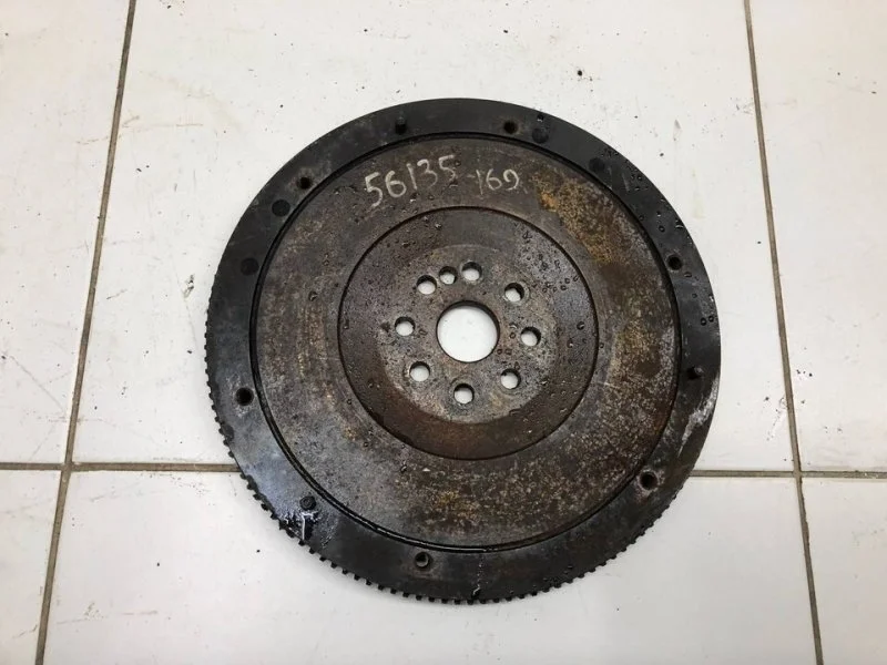 Маховик Saab 900 2