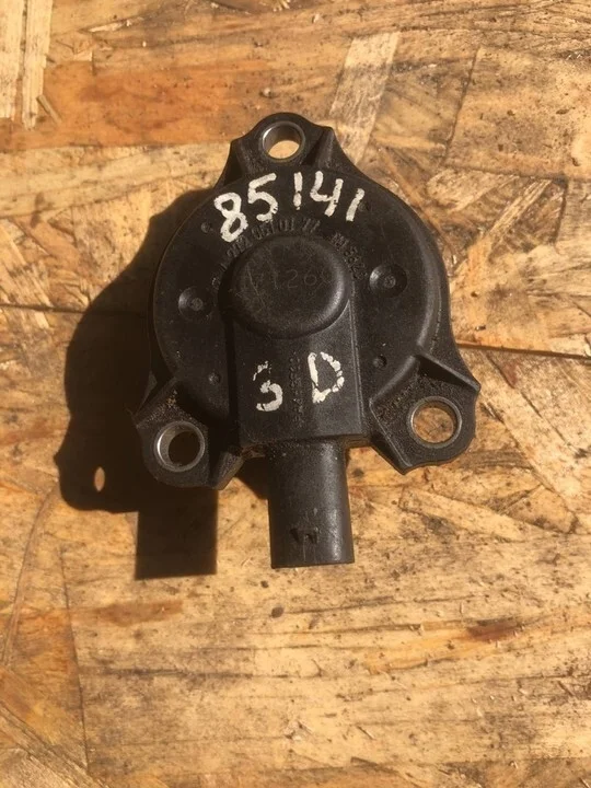 Датчик положения распредвала Mercedes-Benz E-class