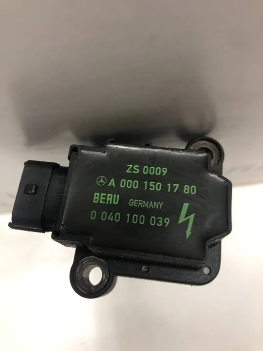 Катушка зажигания Mercedes-Benz C-class W203 2000