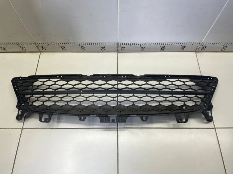 Решетка в бампер Mazda 6 2
