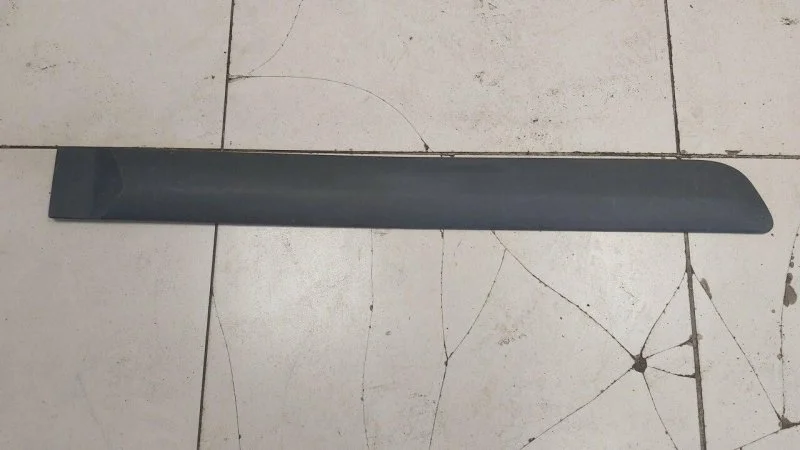 Молдинг двери задний правый Лада Ларгус