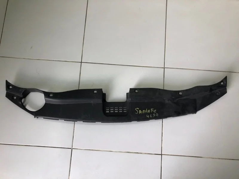 Кожух радиатора Hyundai Santa Fe 2005