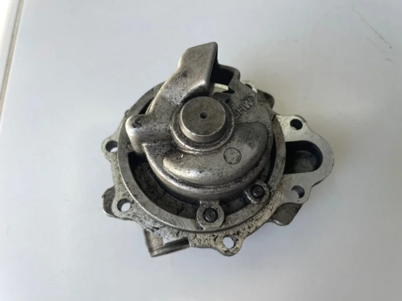 Насос масляный Volkswagen Touareg 2 7P6 CMTA 3.6