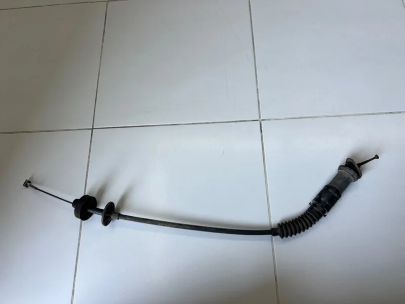 Трос сцепления Volkswagen Vento 1H2 2E 1991