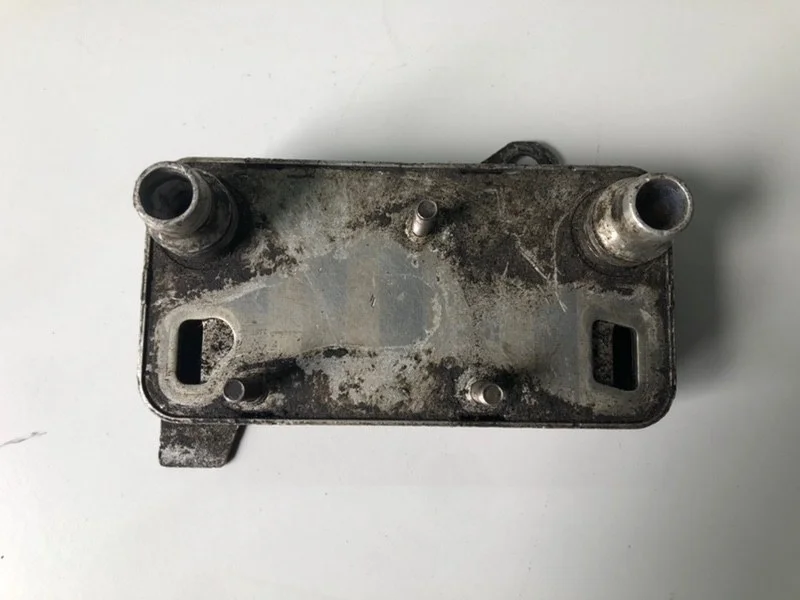 Радиатор масляный Mercedes-Benz C-class W205 2013