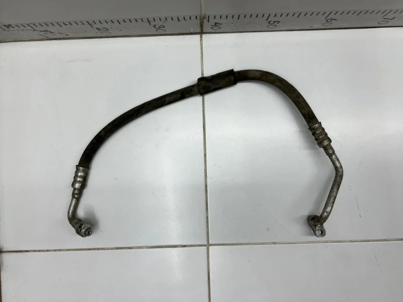 Трубка кондиционера Mitsubishi Space Star 2003