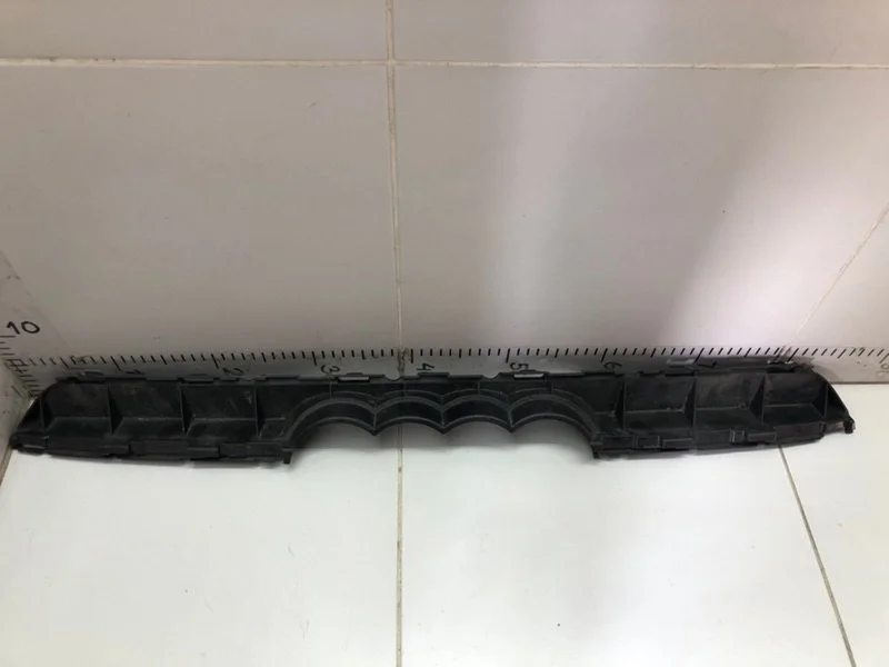 Накладка на решетку радиатора Audi Q7 4M 2015