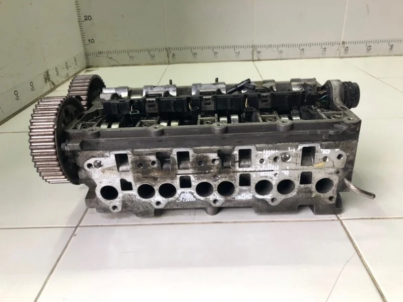 Головка блока цилиндров Volkswagen Passat B6 3C2