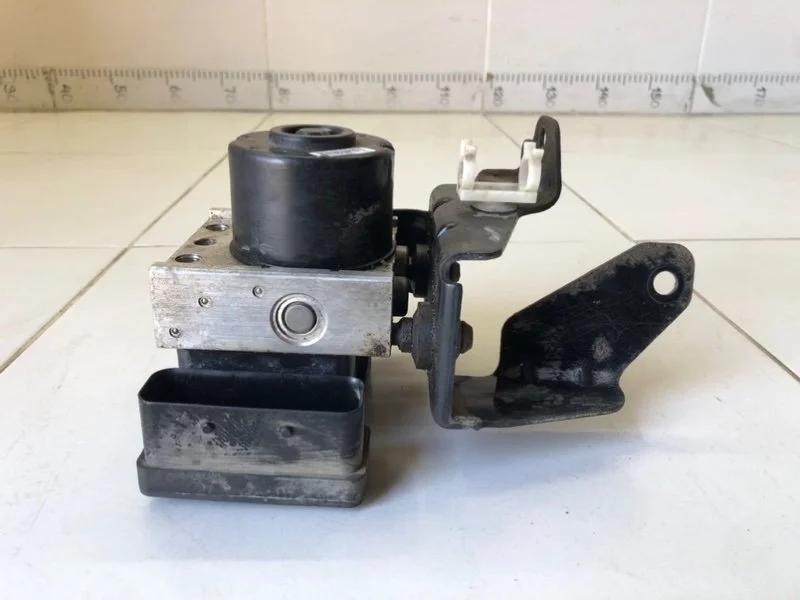 Блок ABS (насос) Chevrolet Lacetti J200 СЕДАН