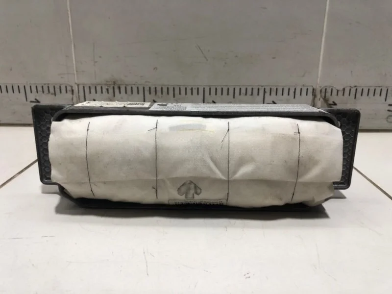 Подушка безопасности пассажира Audi A6 C6 4F2