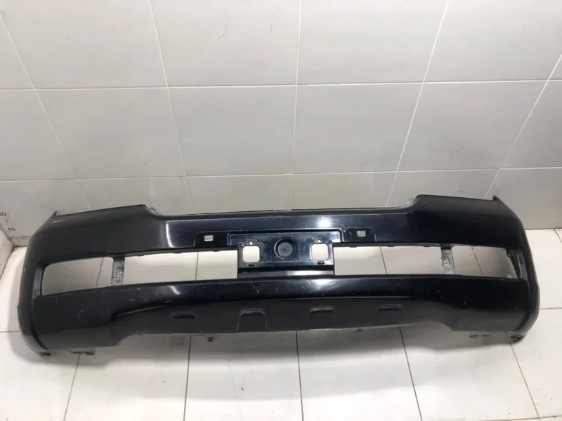 Бампер передний Toyota Land Cruiser 200