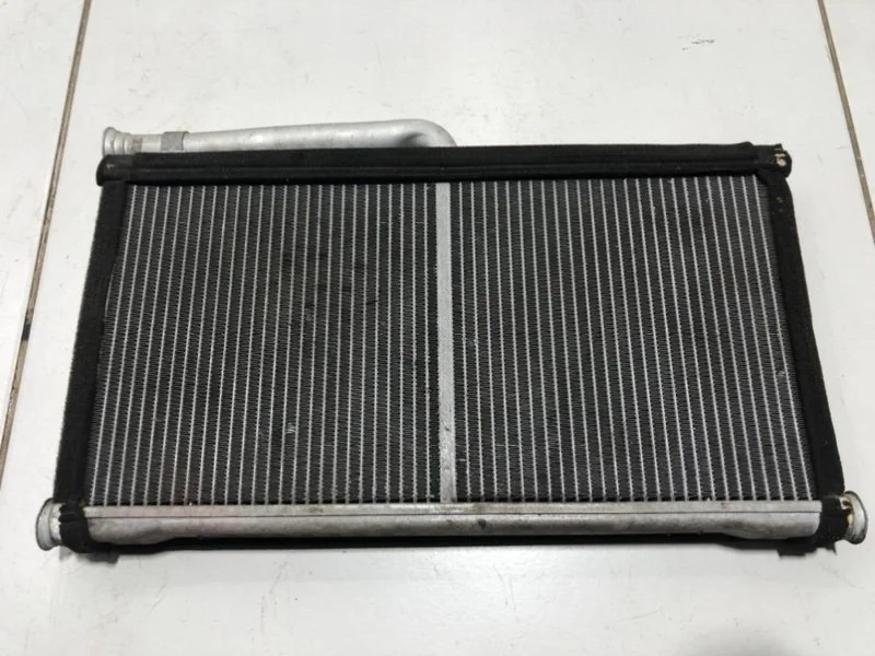 Радиатор отопителя Audi A6 C6 4F2 СЕДАН AUK 3.2