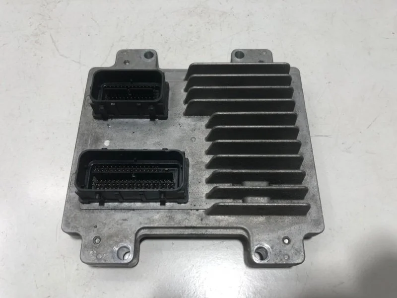 Блок управления двигателем Chevrolet Aveo T300