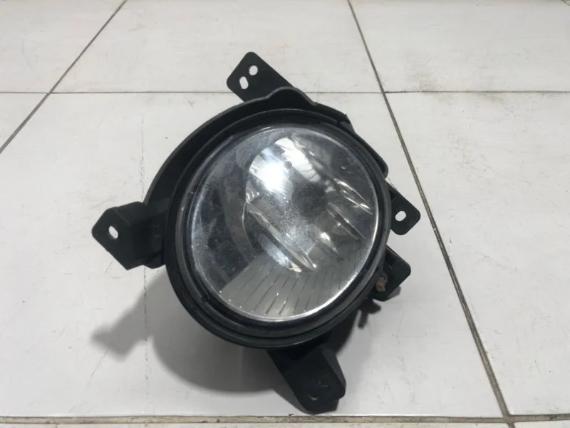 Фара противотуманная левая Hyundai Santa Fe 2 CM