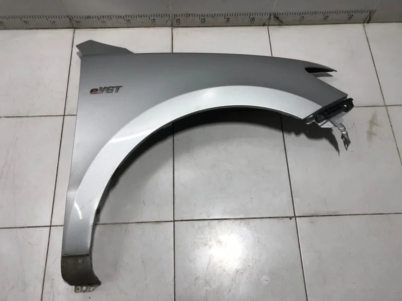 Крыло переднее правое Hyundai Santa Fe 2 CM