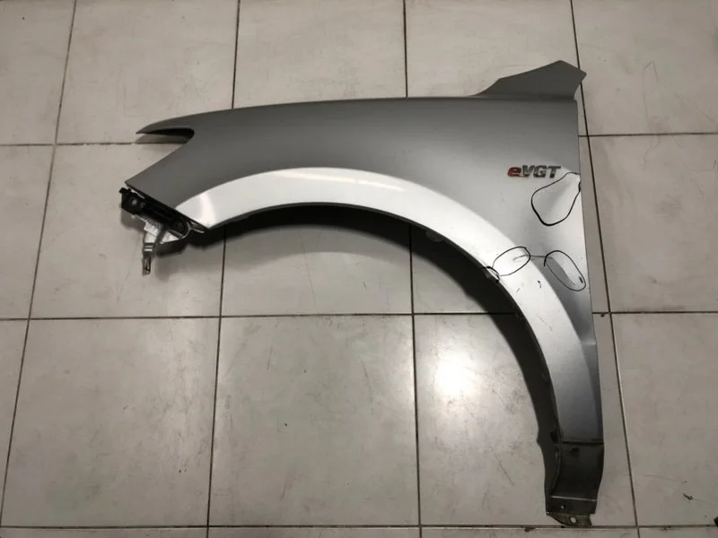 Крыло переднее левое Hyundai Santa Fe 2