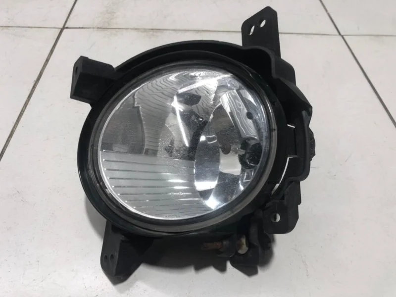 Фара противотуманная левая Hyundai Santa Fe 2 CM