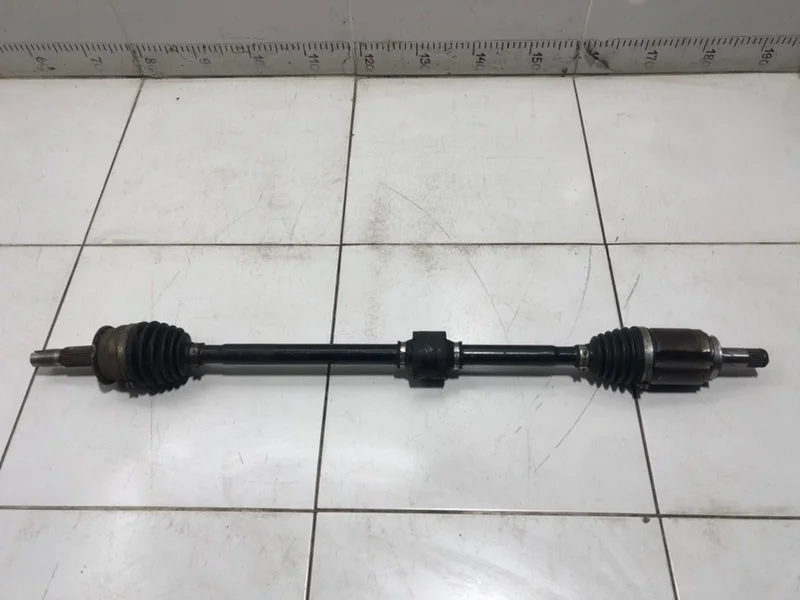 Полуось (привод) правый Chevrolet Aveo T300 F16D4