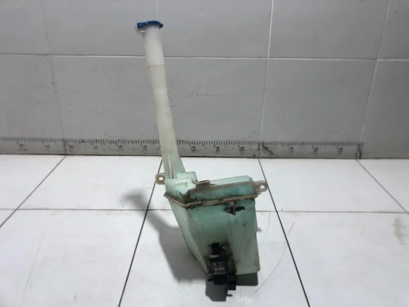 Бачок омывателя Hyundai Santa Fe 2