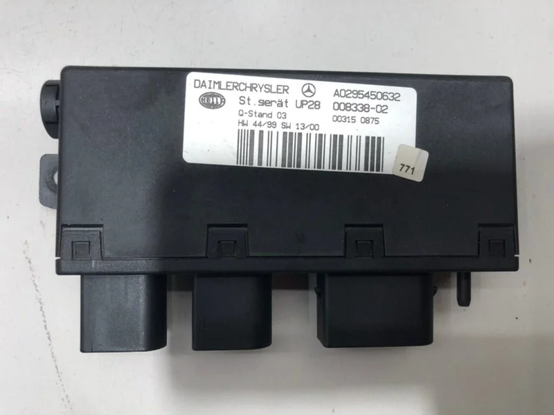 Блок управления Mercedes-Benz C-Class W203 111.955