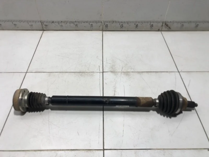 Полуось (привод) передний правый Skoda Fabia 2 5J2