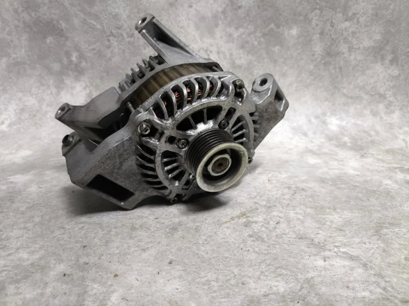 Генератор Mazda 3 BL LF