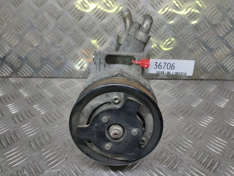 Компрессор кондиционера Volkswagen Tiguan 2.0 TDI