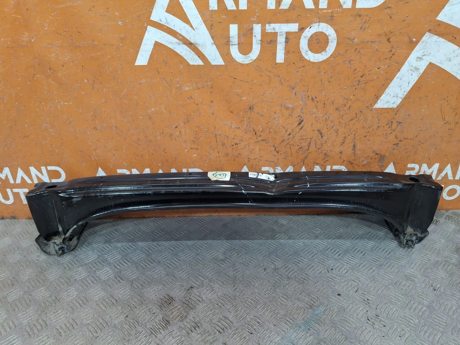 Усилитель бампера BMW 5 series 2016-нв G30