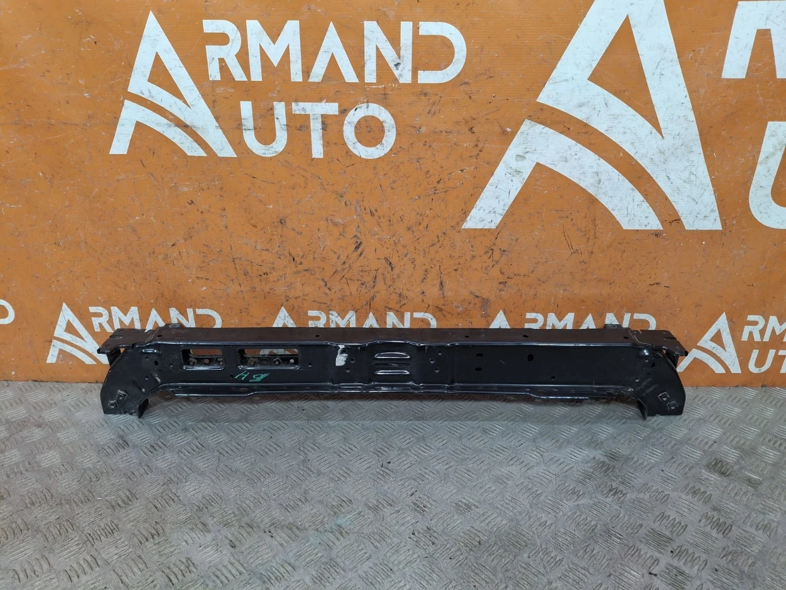 Панель передняя (суппорт радиатора) верхняя Hyundai Tucson 2015-2021 3