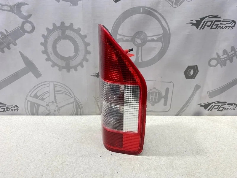 Фонарь задний правый Mercedes-benz Sprinter Classic W909