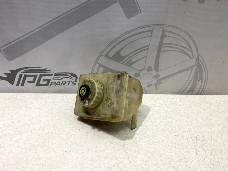 Бачок главного тормозного цилиндра Mercedes-benz ML 2002 W163