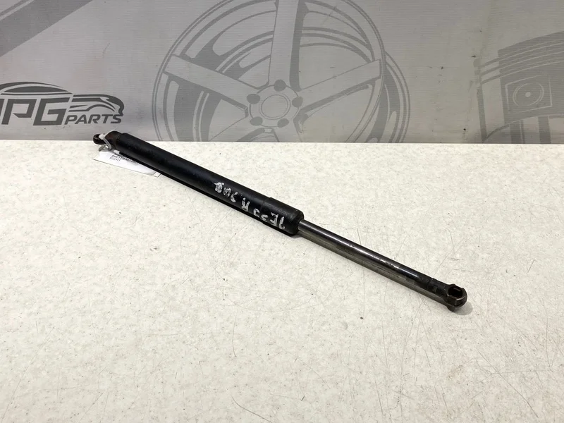 Амортизатор крышки багажника BMW 5 2002 E39