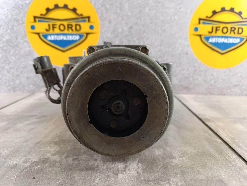 Компрессор кондиционера Mitsubishi Pajero Sport 2003 K96W